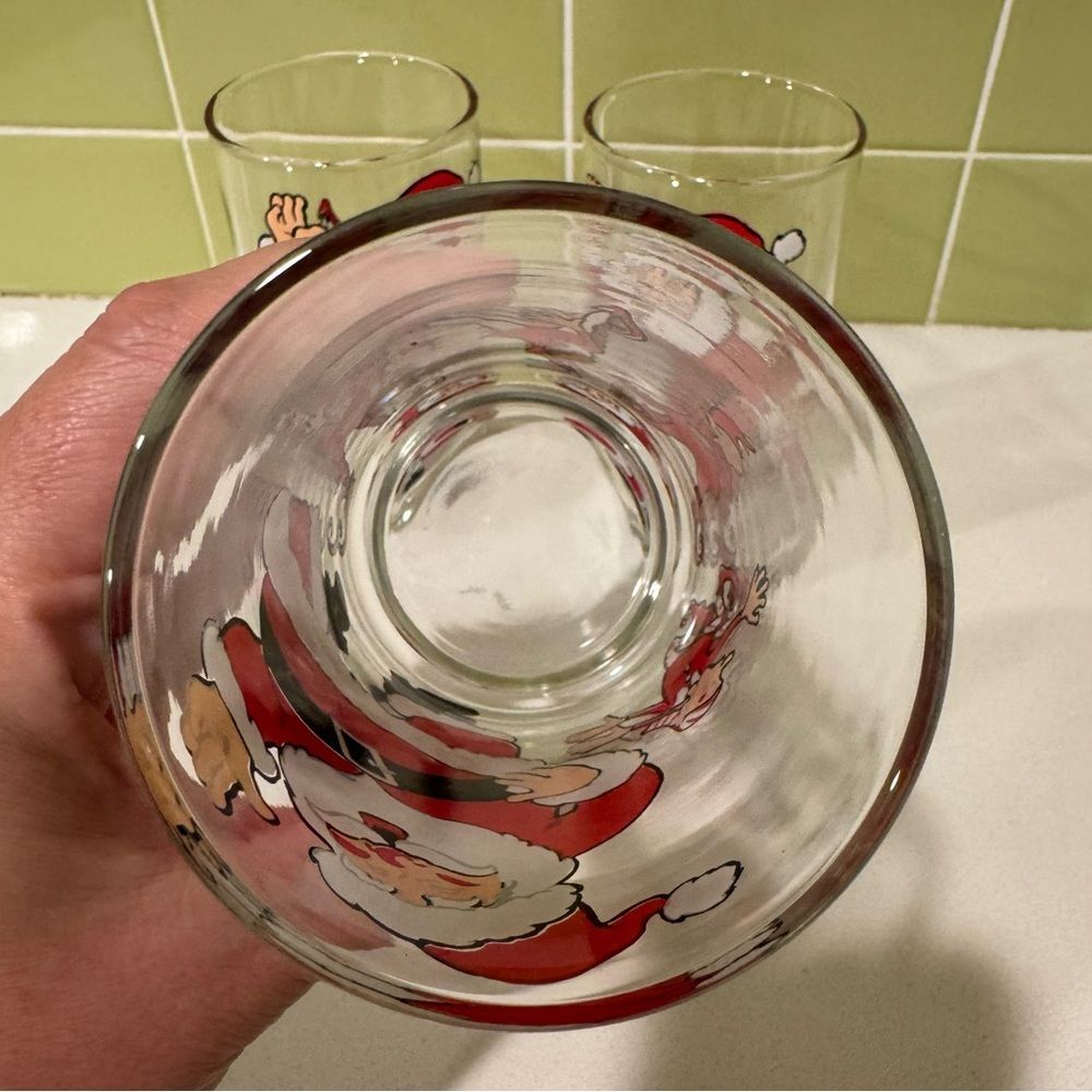 Vintage Dancing Santa Claus & Elves Glasses Set of 3 - Picture 9 of 9